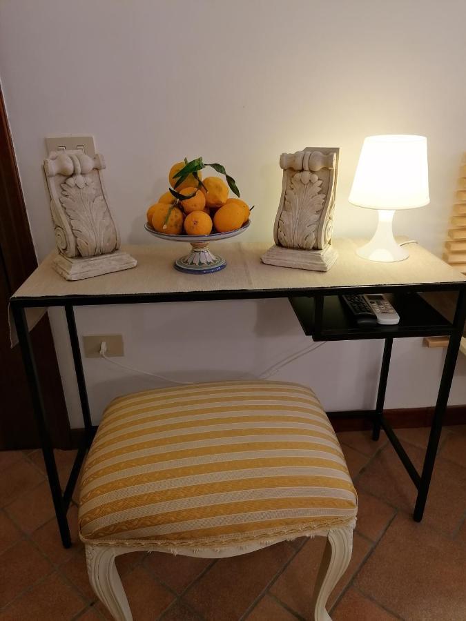B&B Villa Teresa Сорренто Екстер'єр фото